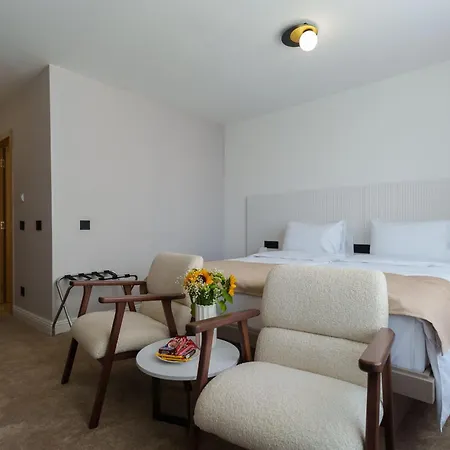 Move In Apartments Belgrado Esterno foto