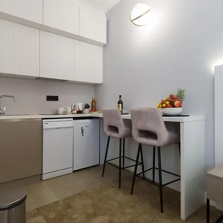 Move In Apartments Belgrado Esterno foto