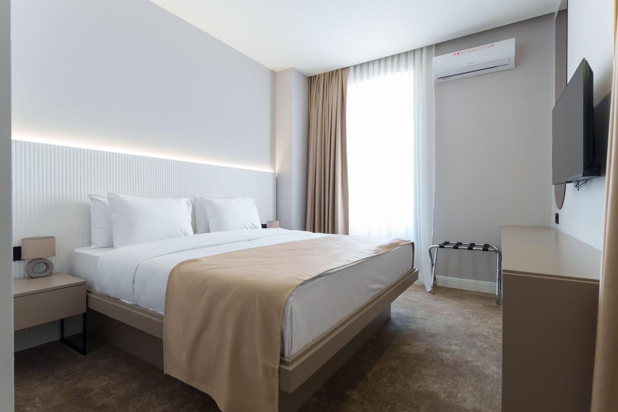 Move In Aparthotel