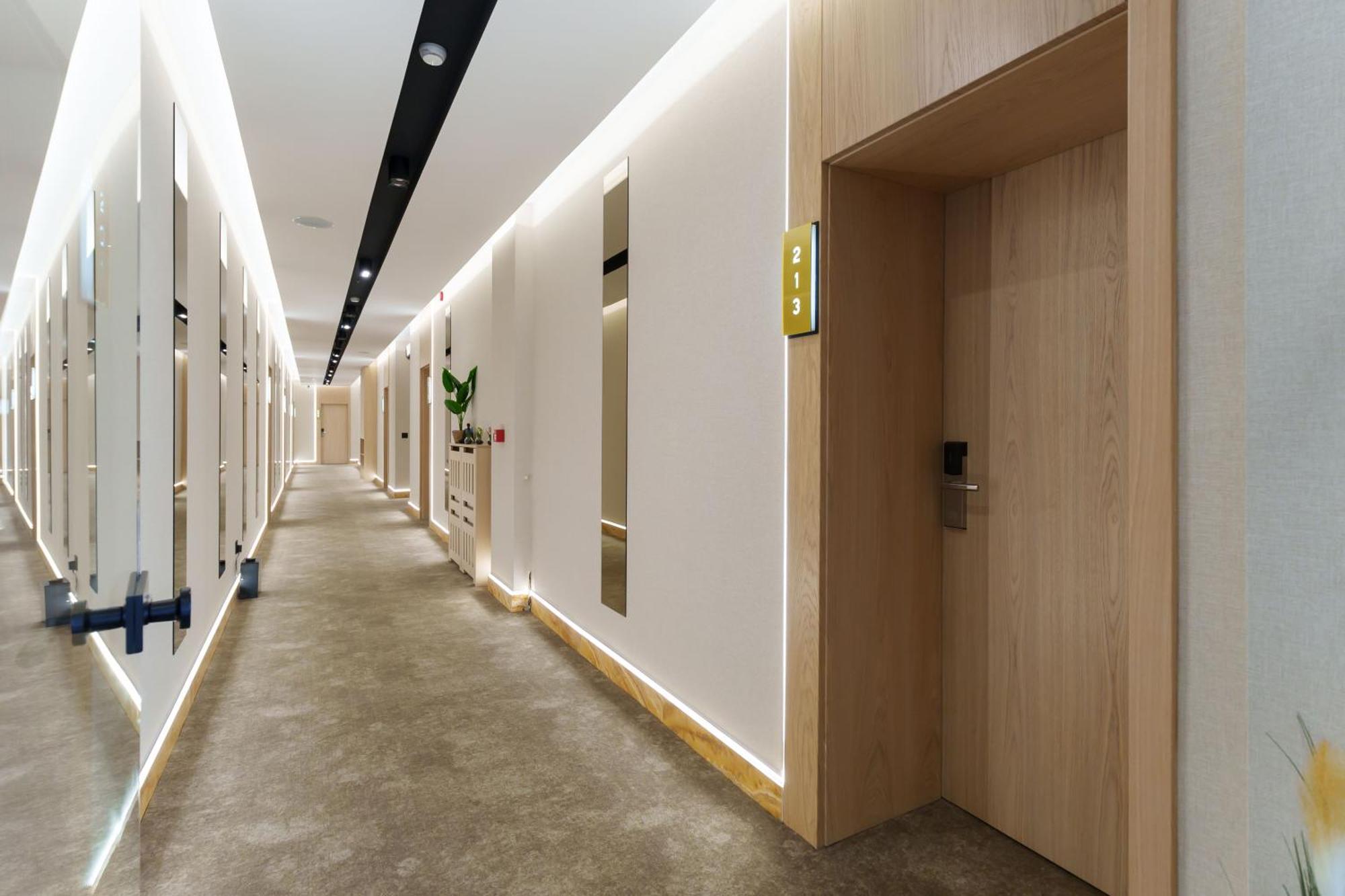 Move In Aparthotel 4*