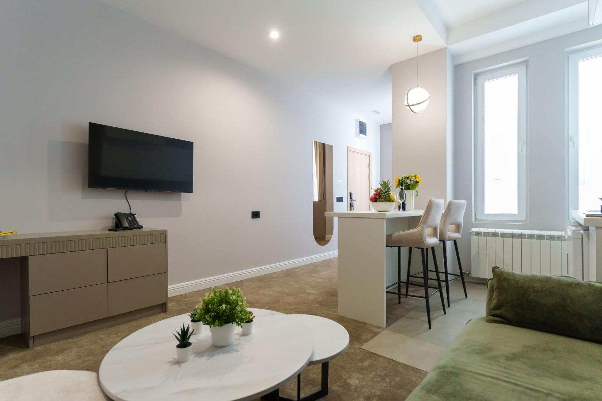 Move In 4* Belgrade