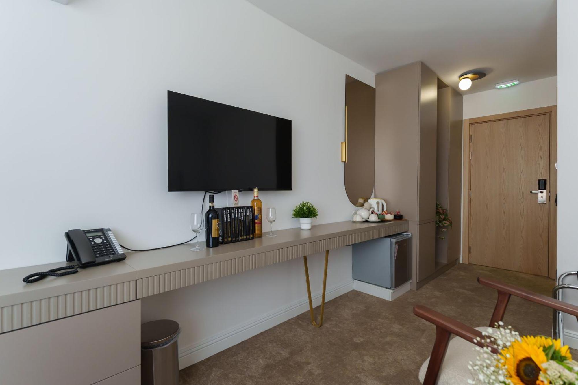 Move In Aparthotel 4*