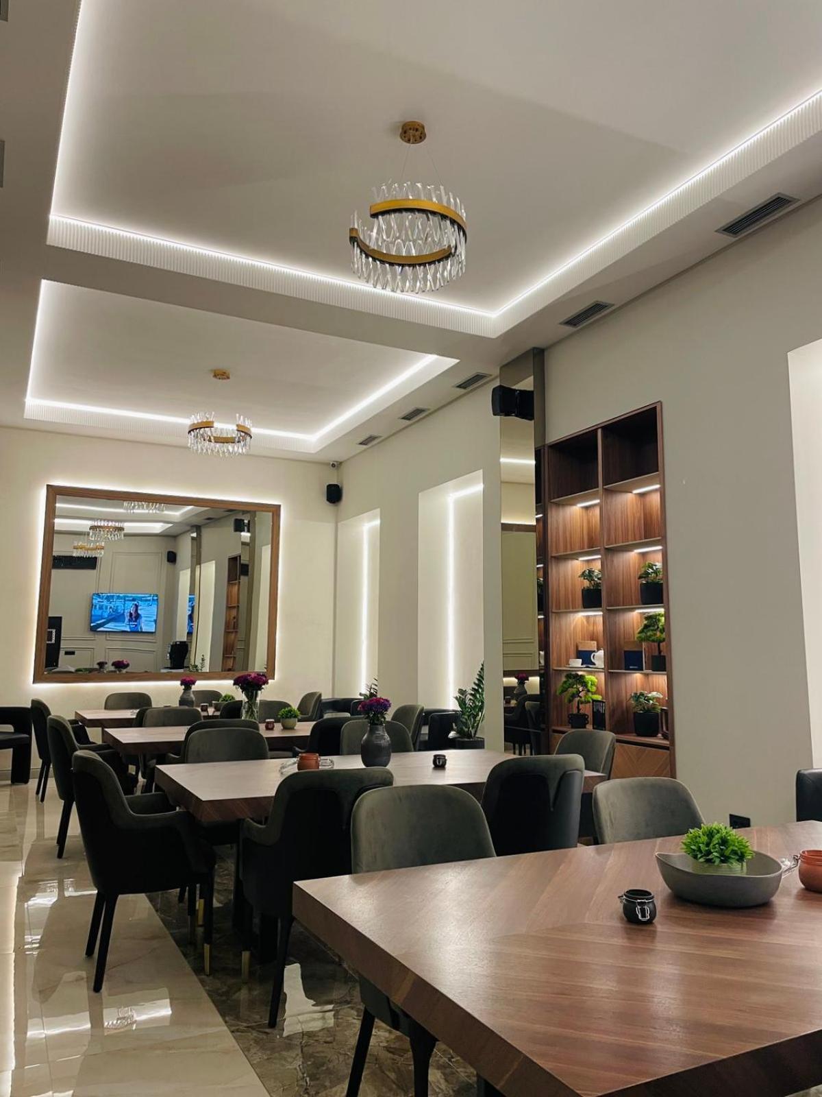 Move In Апарт-отель 4*